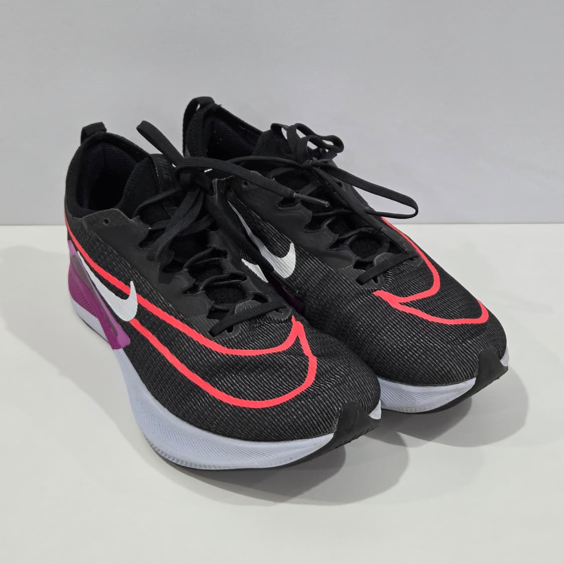 나이키 줌 플라이 4 270  상품이미지1