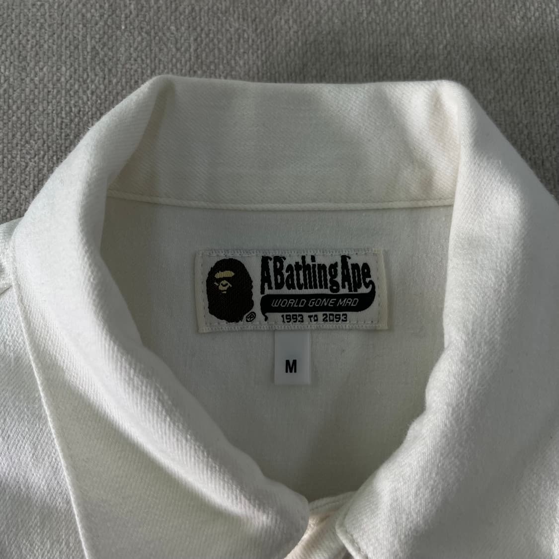 95 베이프 화이트 데님 사이드 라인 자켓  상품이미지3