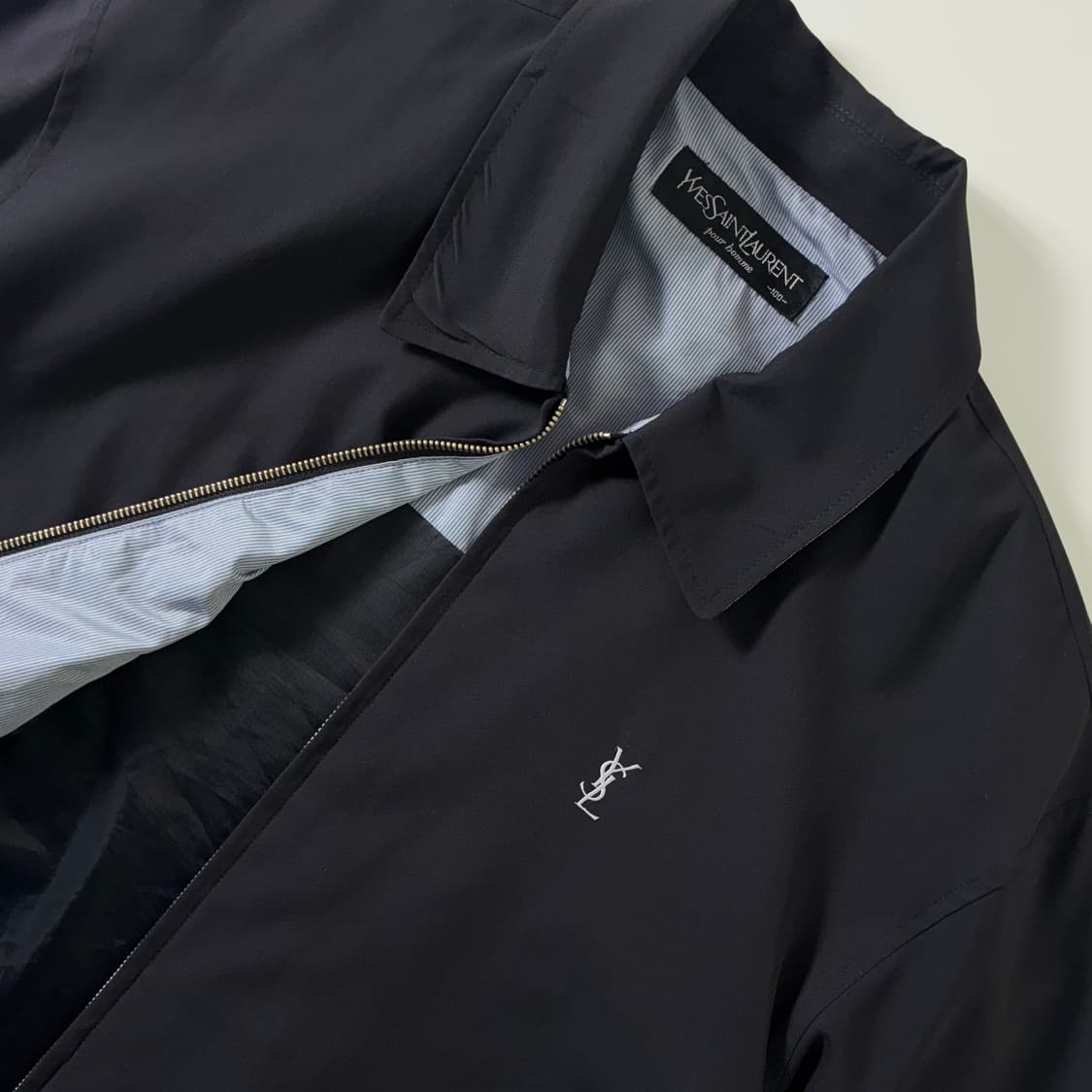 YSL 입생로랑 폴리쉘 네이비 라벤더 자수블루종 자켓 상품이미지3