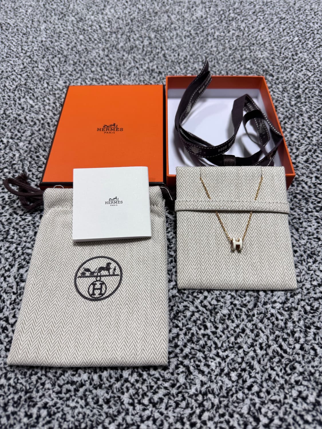 에르메스 미니 팝아슈 로즈골드 하드웨어&블랑 상품이미지1