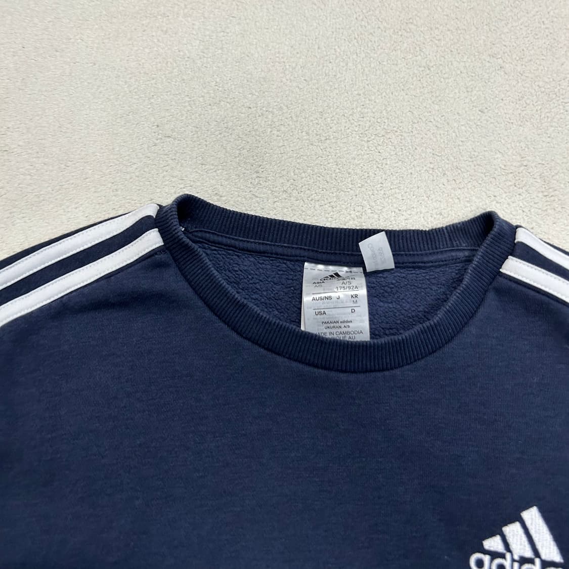 Adidas navy sweatshirt 상품이미지6
