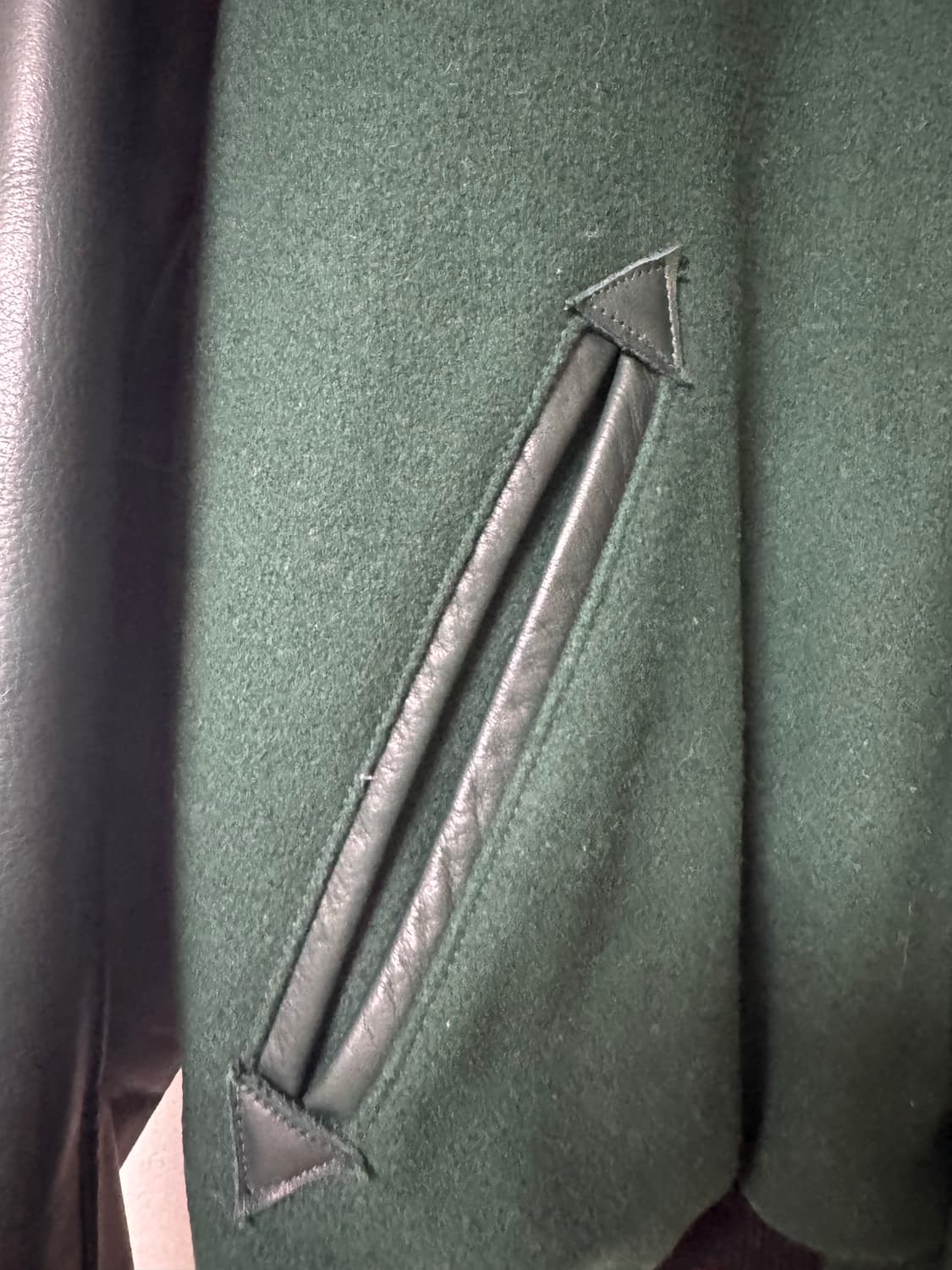 팔라스 헤러즈 골든배어 바시티자켓[L] 상품이미지4