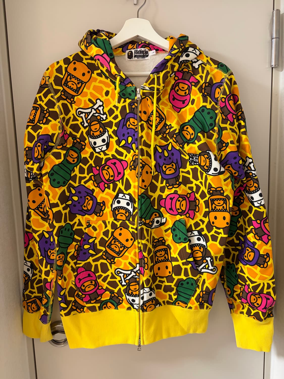 베이프 마일로 패턴 후드집업 상품이미지3