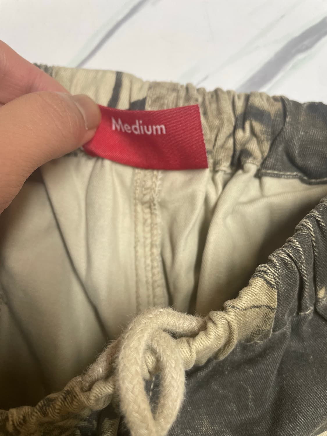 19FW슈프림 이즈 러브 스케이트 팬츠 스톤 상품이미지4