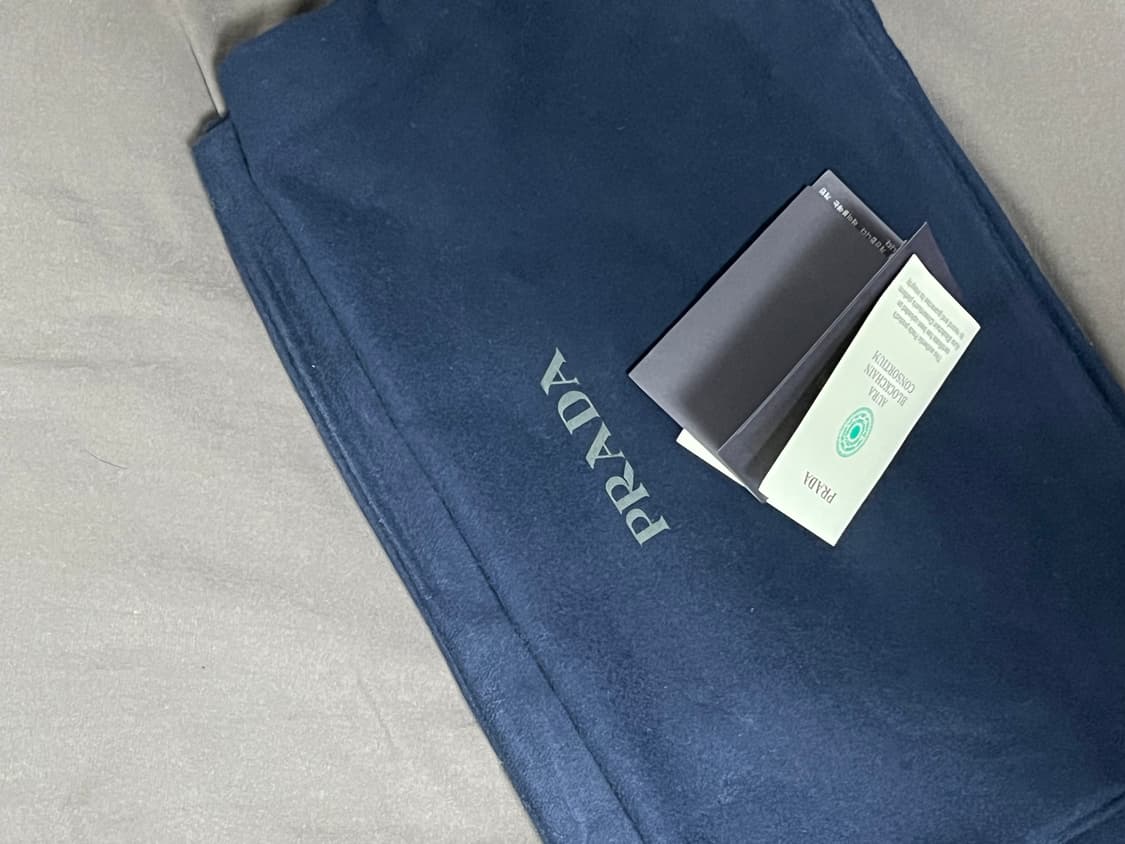 프라다 브러쉬드 가죽 더비 슈즈 상품이미지7