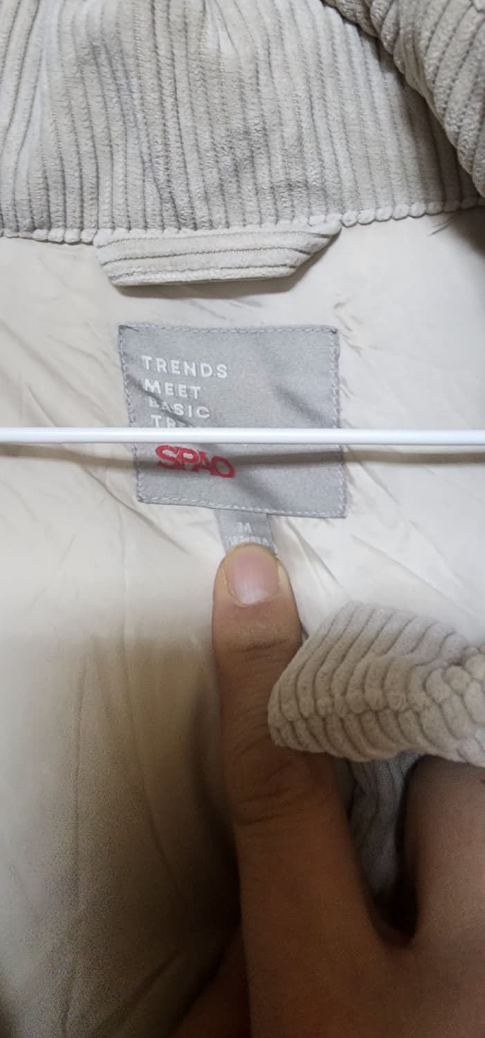 스파오 여성 코듀로이 골덴 패딩점퍼m새급 상품이미지5