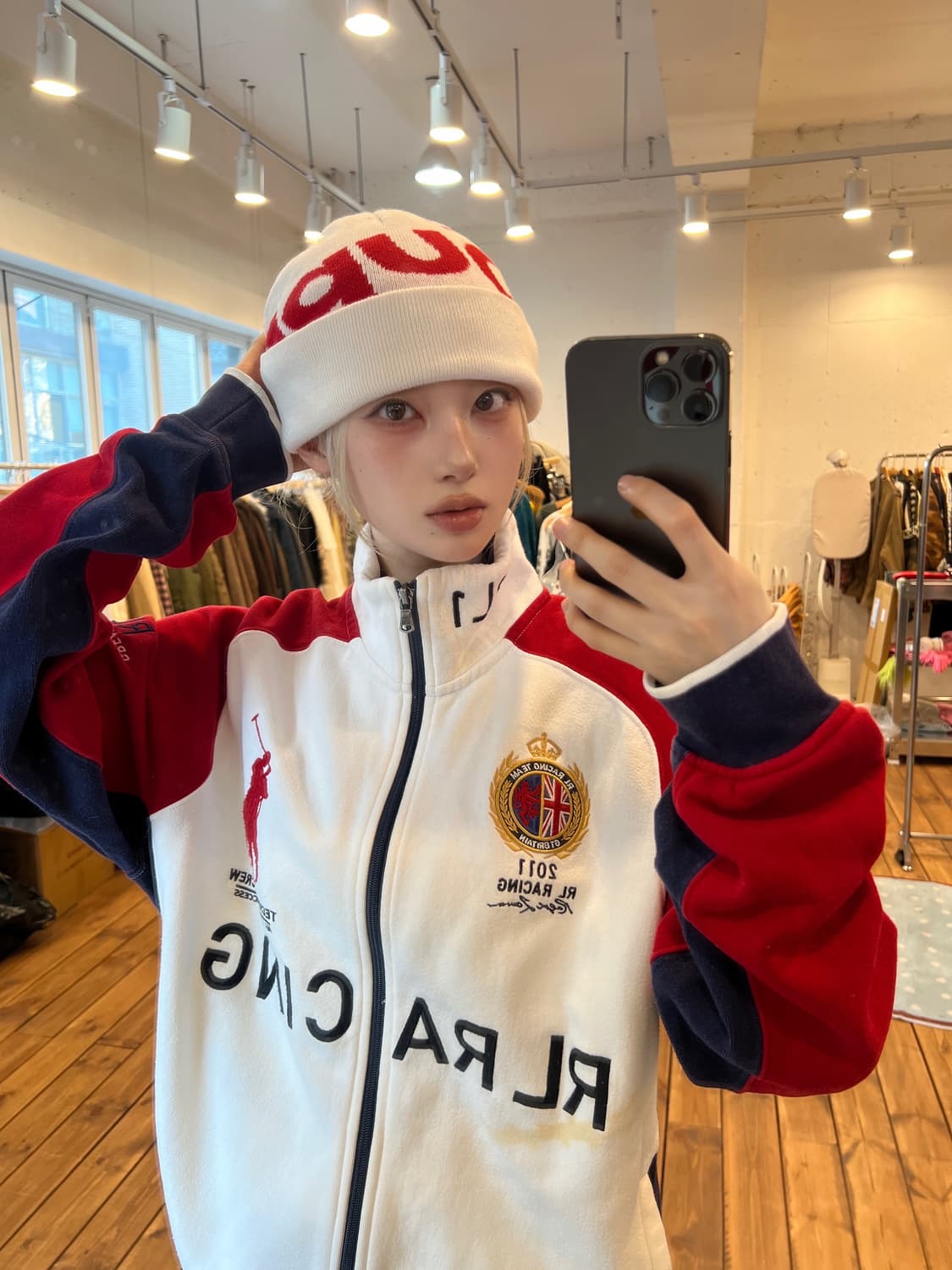 슈프림 화이트 비니 상품이미지1