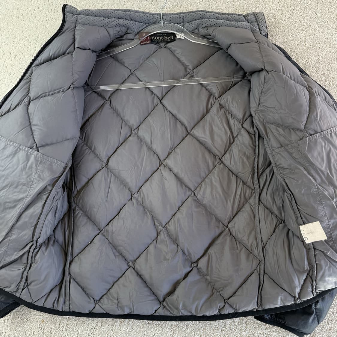 10s 몽벨 경량패딩 블랙 상품이미지3
