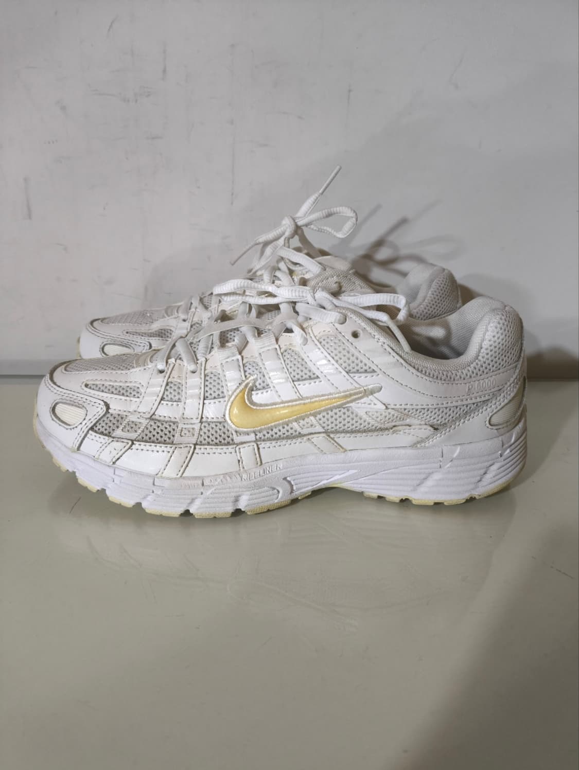 245mm 나이키 p-6000 운동화 상품이미지1