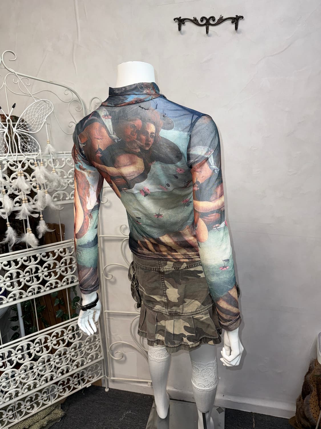 Mystic graphic see through mesh top 상품이미지6