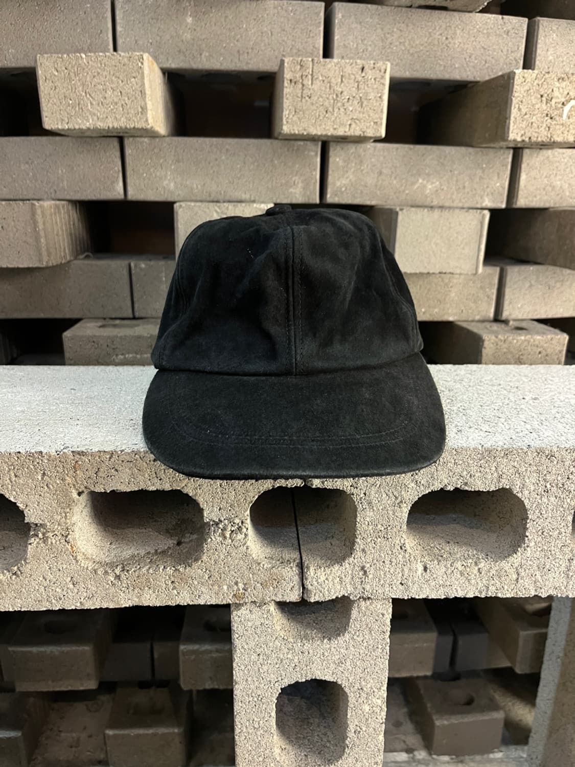 유즈드 스웨이드 캡 상품이미지1