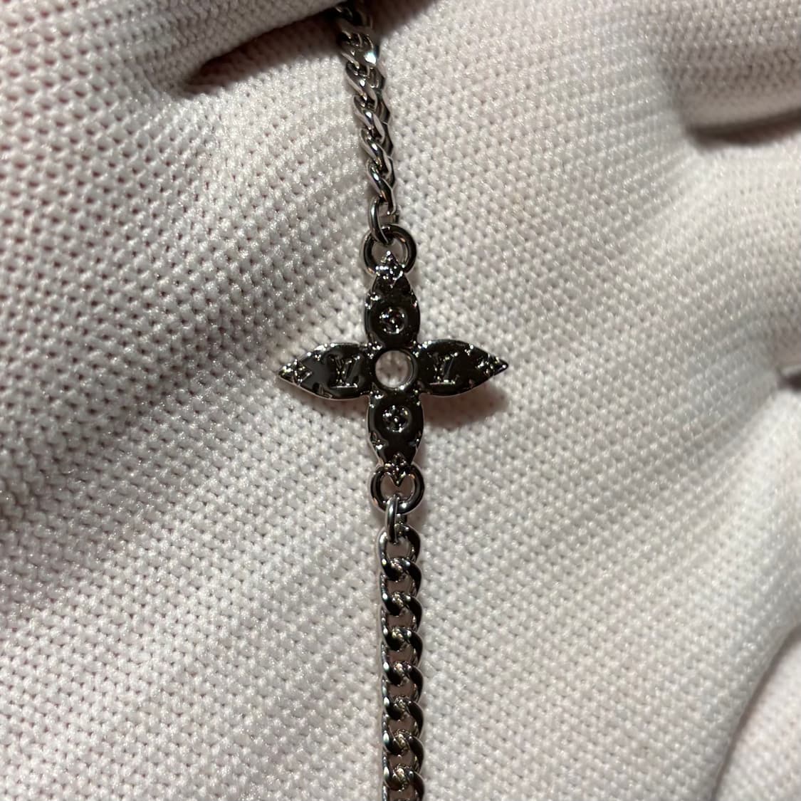 루이비통 MNG 자물쇠 목걸이 상품이미지6