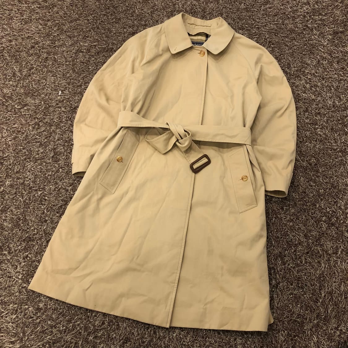 버버리 베이지 트렌치코트 상품이미지1