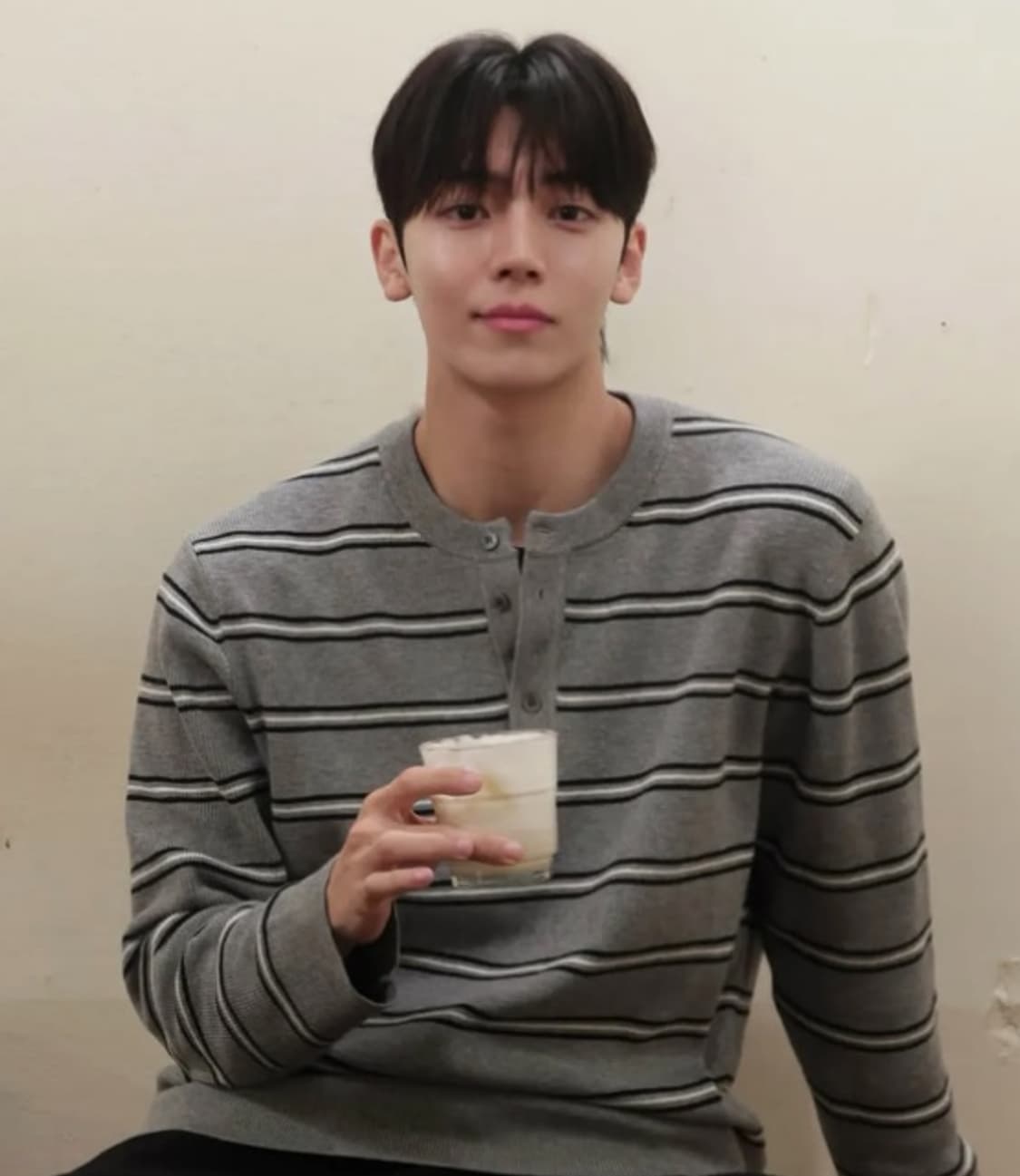 마인드브리지 헨리넥 니트 95 상품이미지1