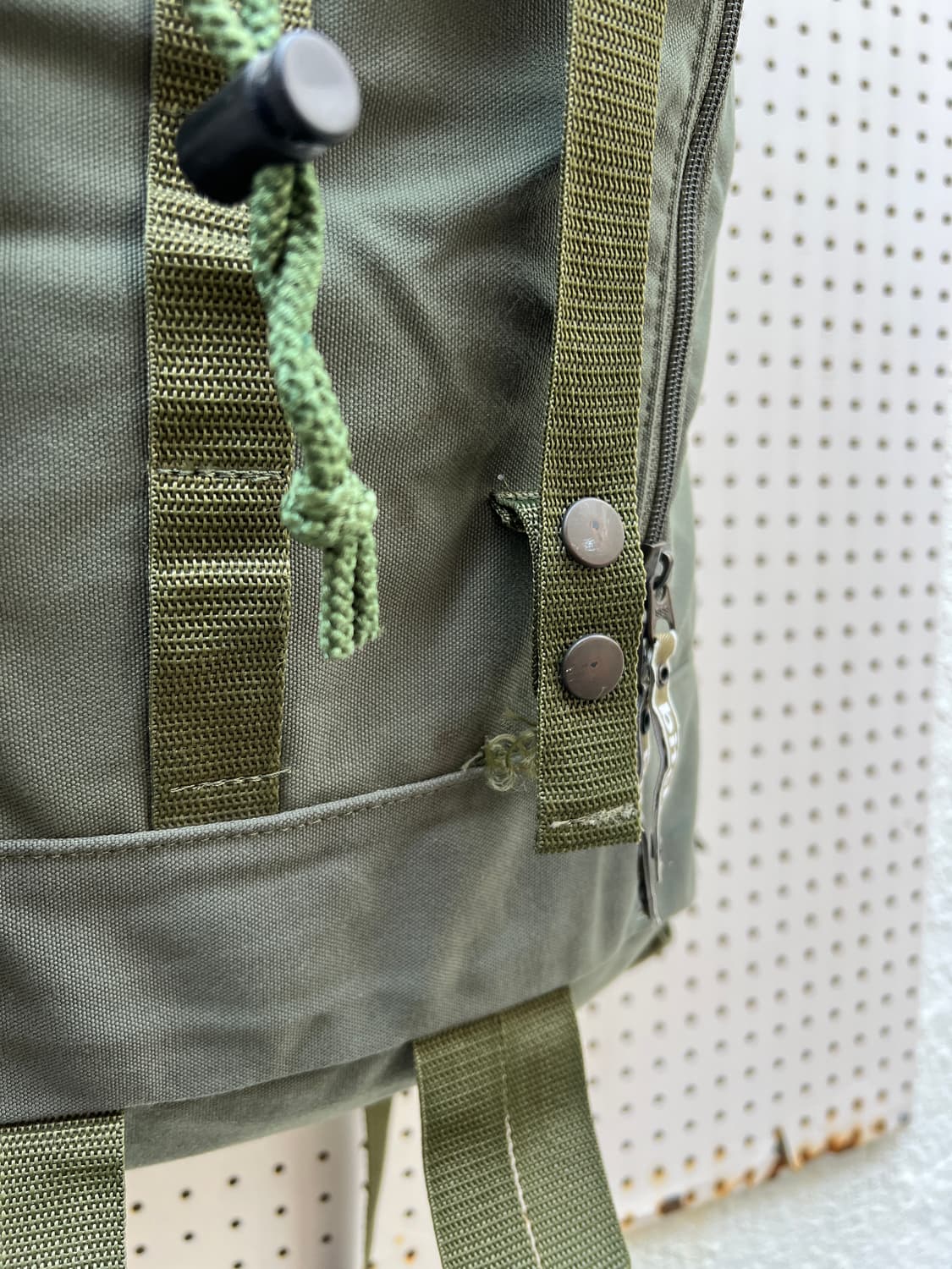 BITCH SKATEBOARDS BACKPACK 비치스케이트보드 백팩 상품이미지7