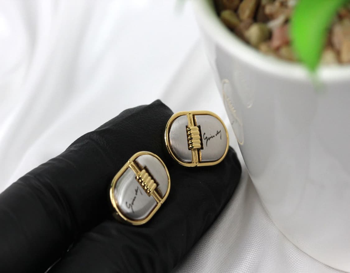 지방시 A-등급 남자 명품 커프스 상품이미지4