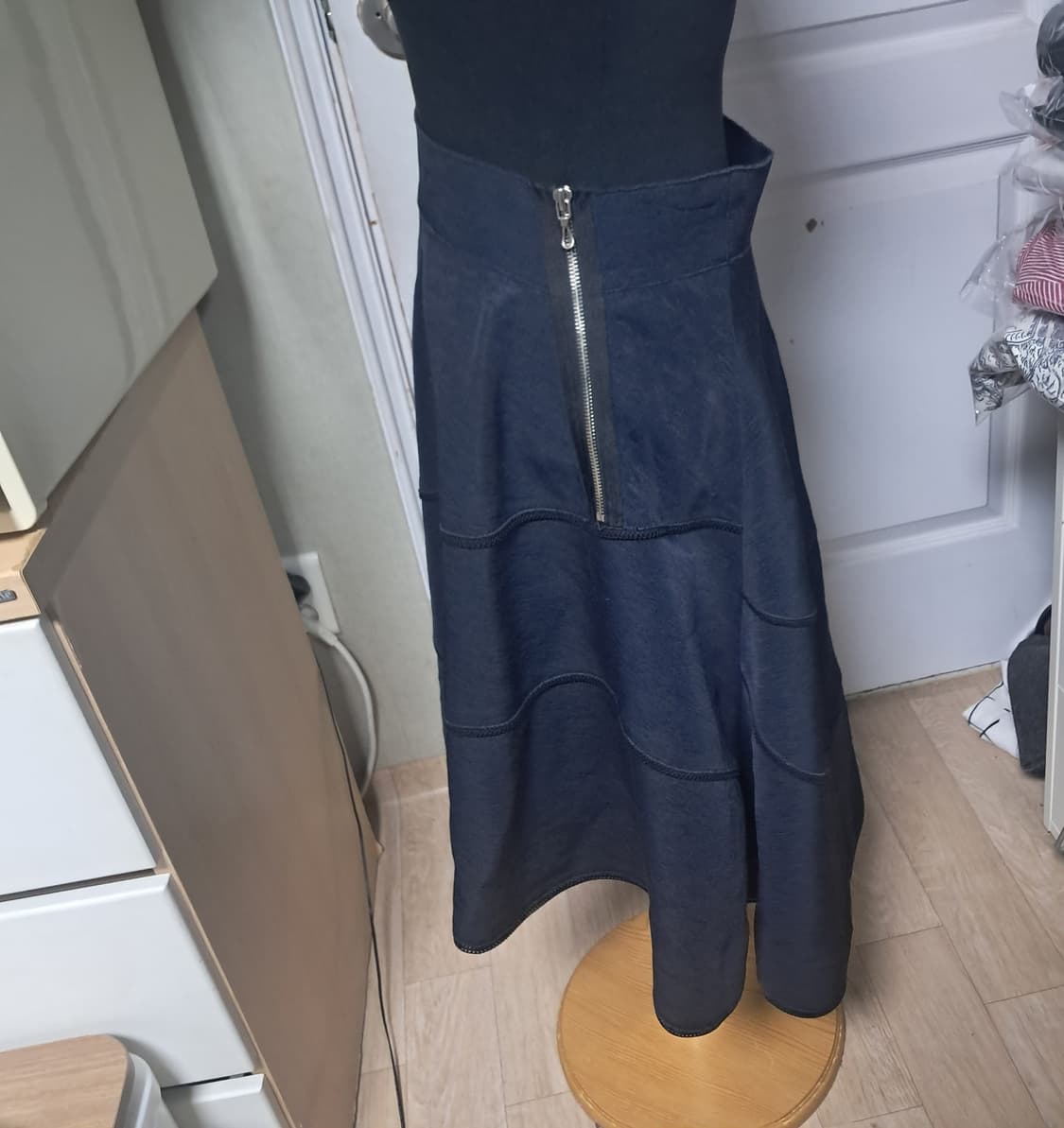 미샤 플레어 스커트 55(허리70)상태상급 상품이미지2