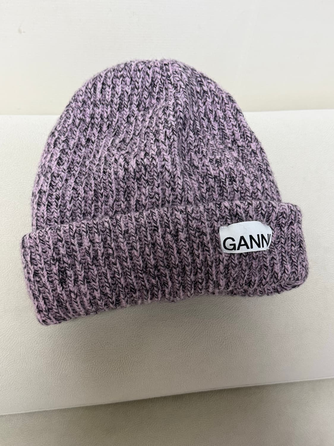 GANNI 핑크 비니  상품이미지1