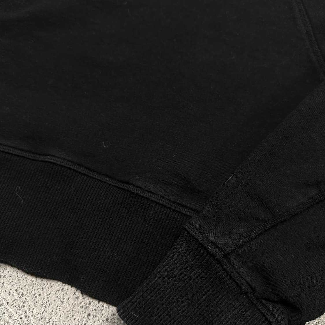 ✨ (바배) 비비안 웨스트우드 코튼 스웻셔츠 블랙 크롭 맨투맨  상품이미지5