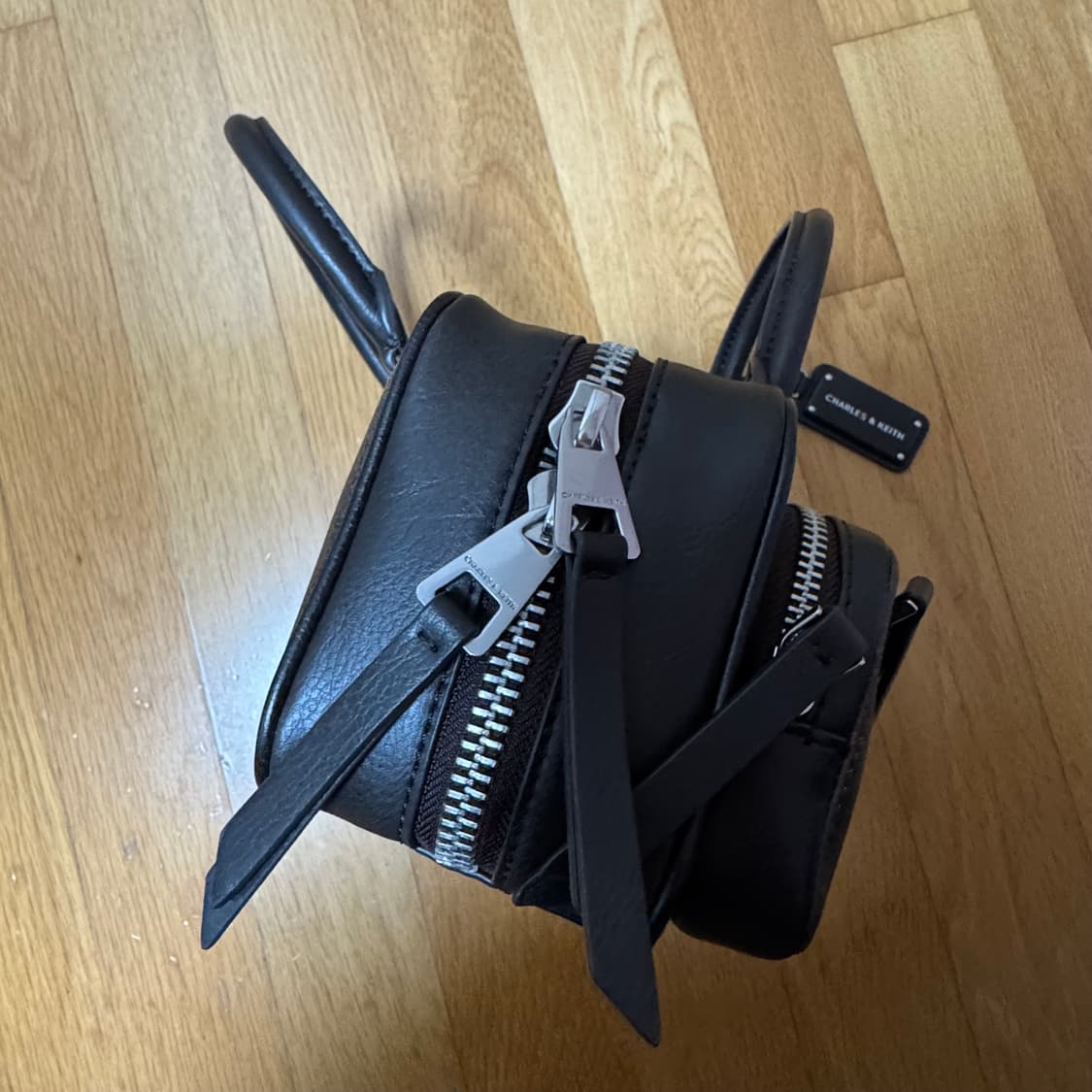 찰스앤키스 크로스백 상품이미지4