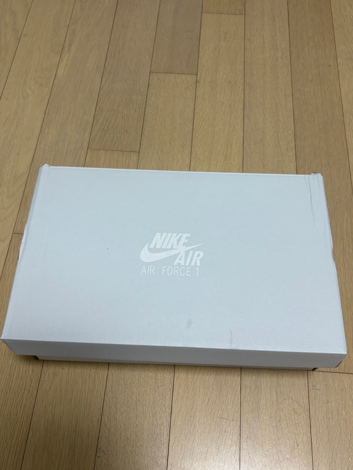 (새상품) 나이키 에어포스 240  상품이미지3