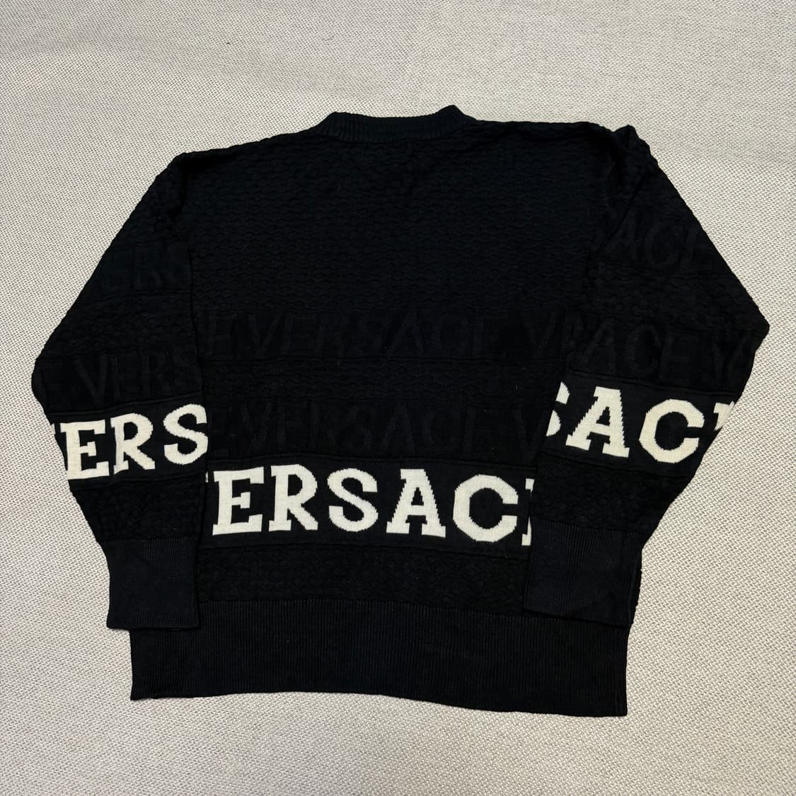 베르사체 빈티지 로고 니트 스웨터 상품이미지5