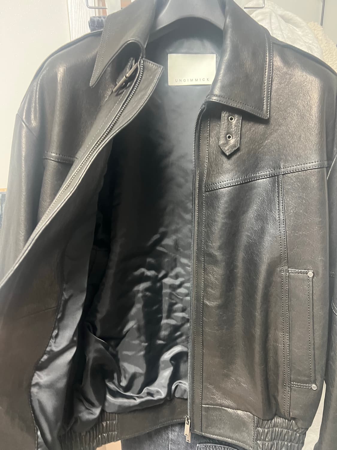 언지미크 25fw 나파슈렁큰 레더 L 상품이미지9