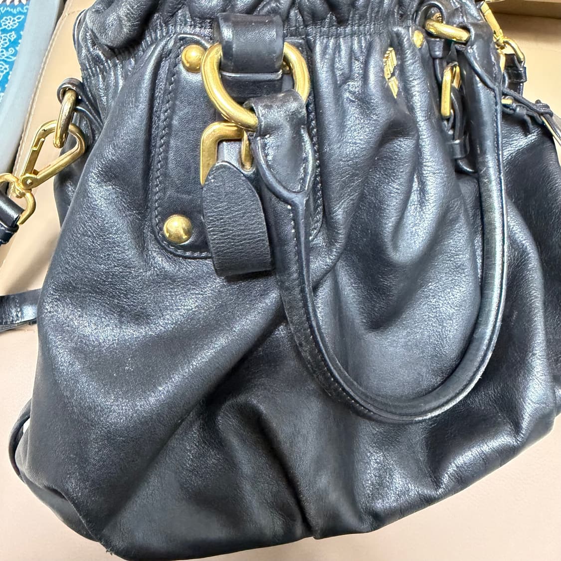 프라다(Prada) 소프트 카프 레더 토트백 상품이미지6