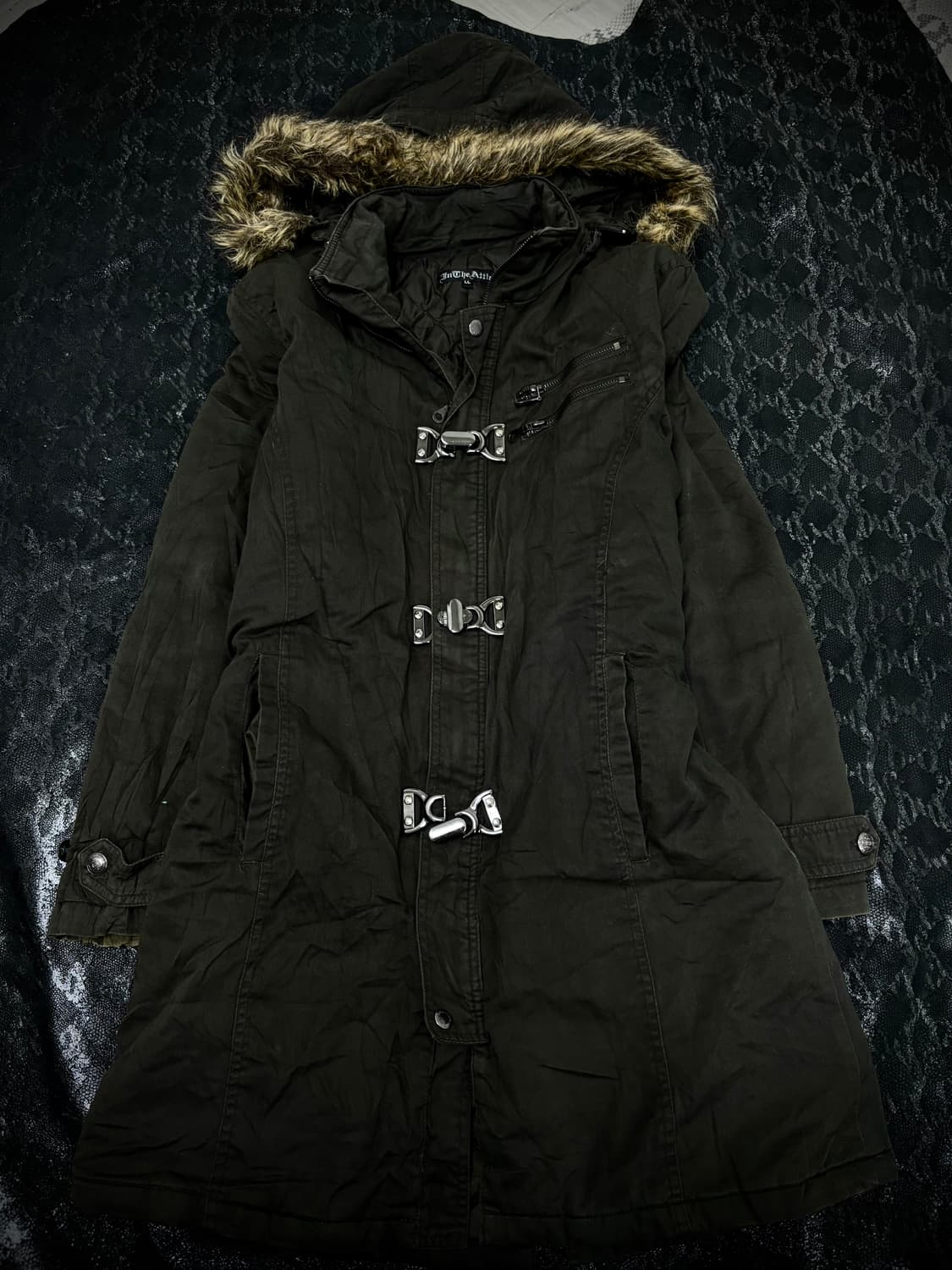 00’s Mood Grunge Buckle Detail Fur Hoodi 상품이미지7