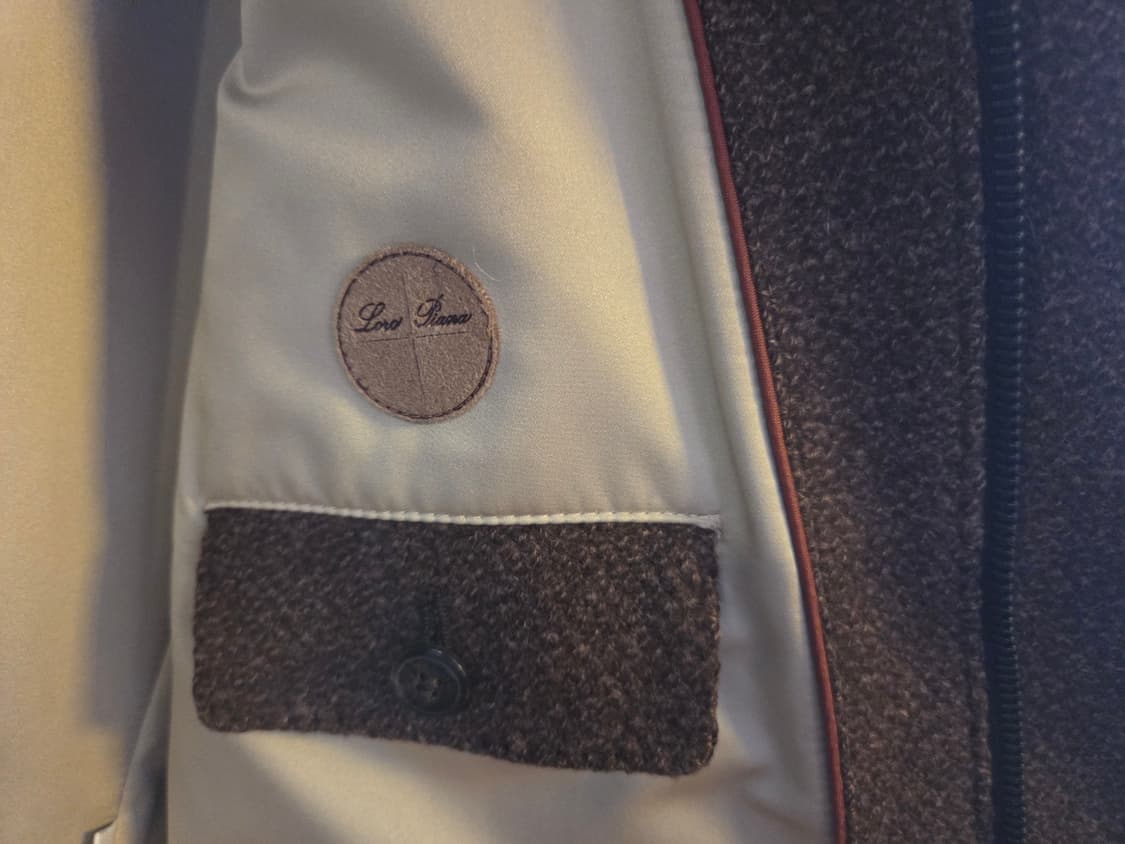 로로피아나 페코라네라 코트 상품이미지3