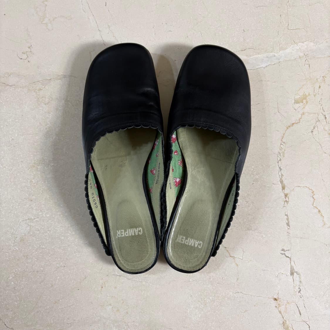 Camper Leather Flat Mule  상품이미지3