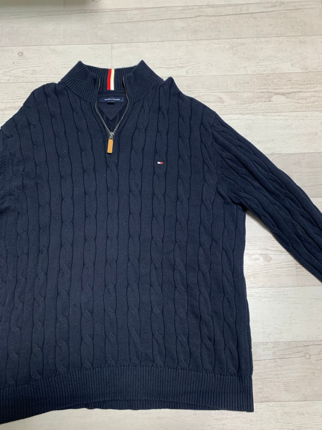 타미힐피거 하프집업니트 상품이미지1