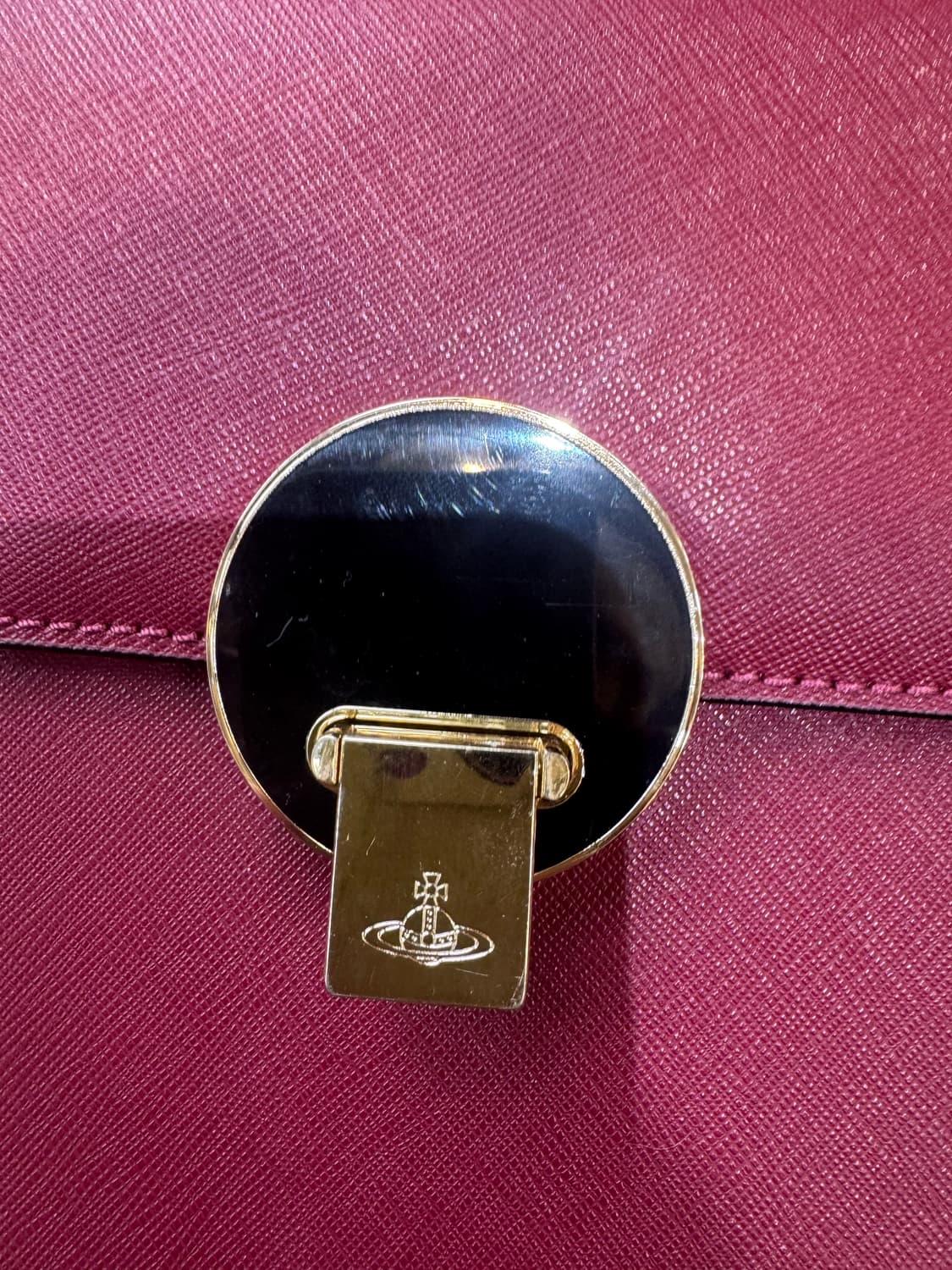 비비안웨스트우드 버건디 사각 크로스백 가방 상품이미지2