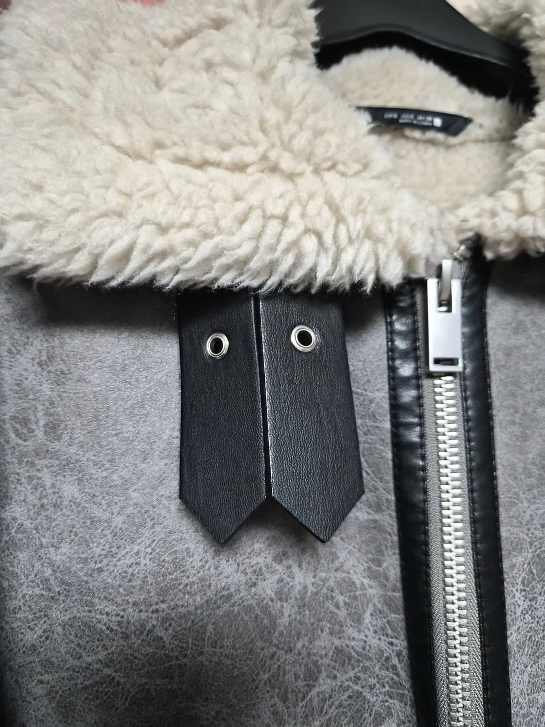 ZARA 여성 인조가죽 무스탕 자켓 S size 상품이미지6