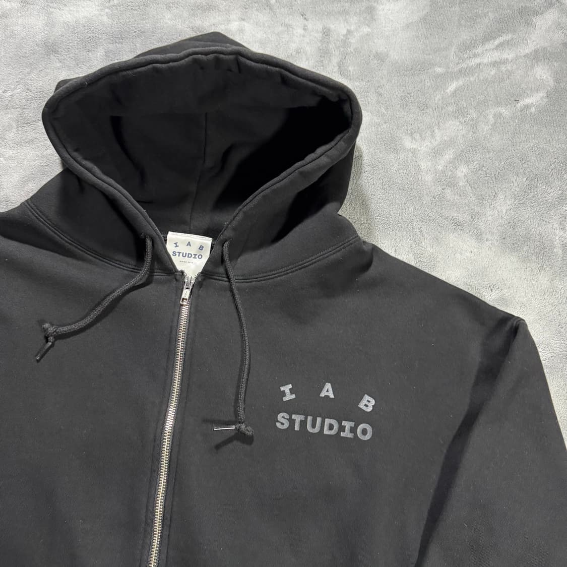 IAB 아이앱스튜디오 X JTBC 후드집업 상품이미지2