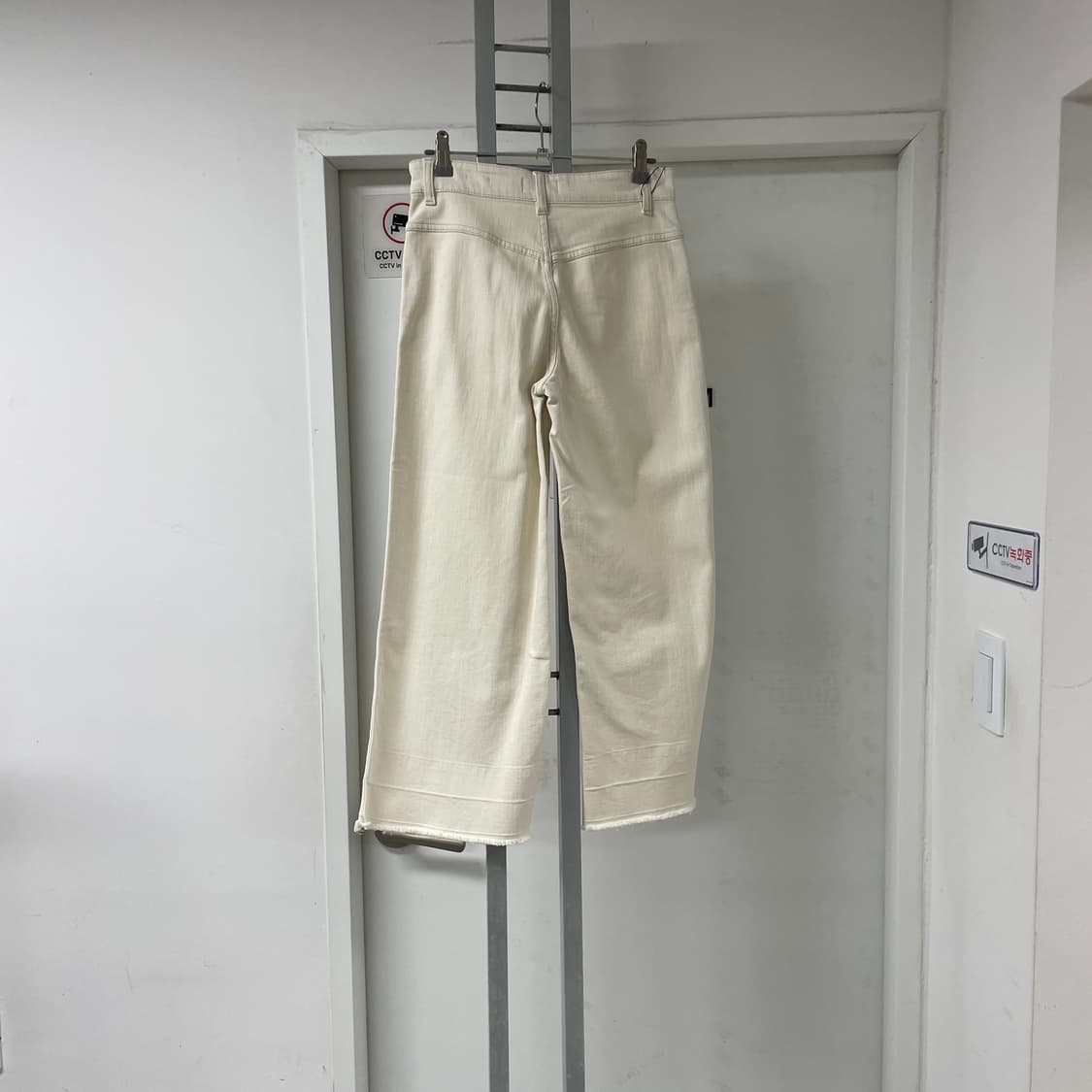 클로즈드 아이보리 팬츠 25(W) 상품이미지5