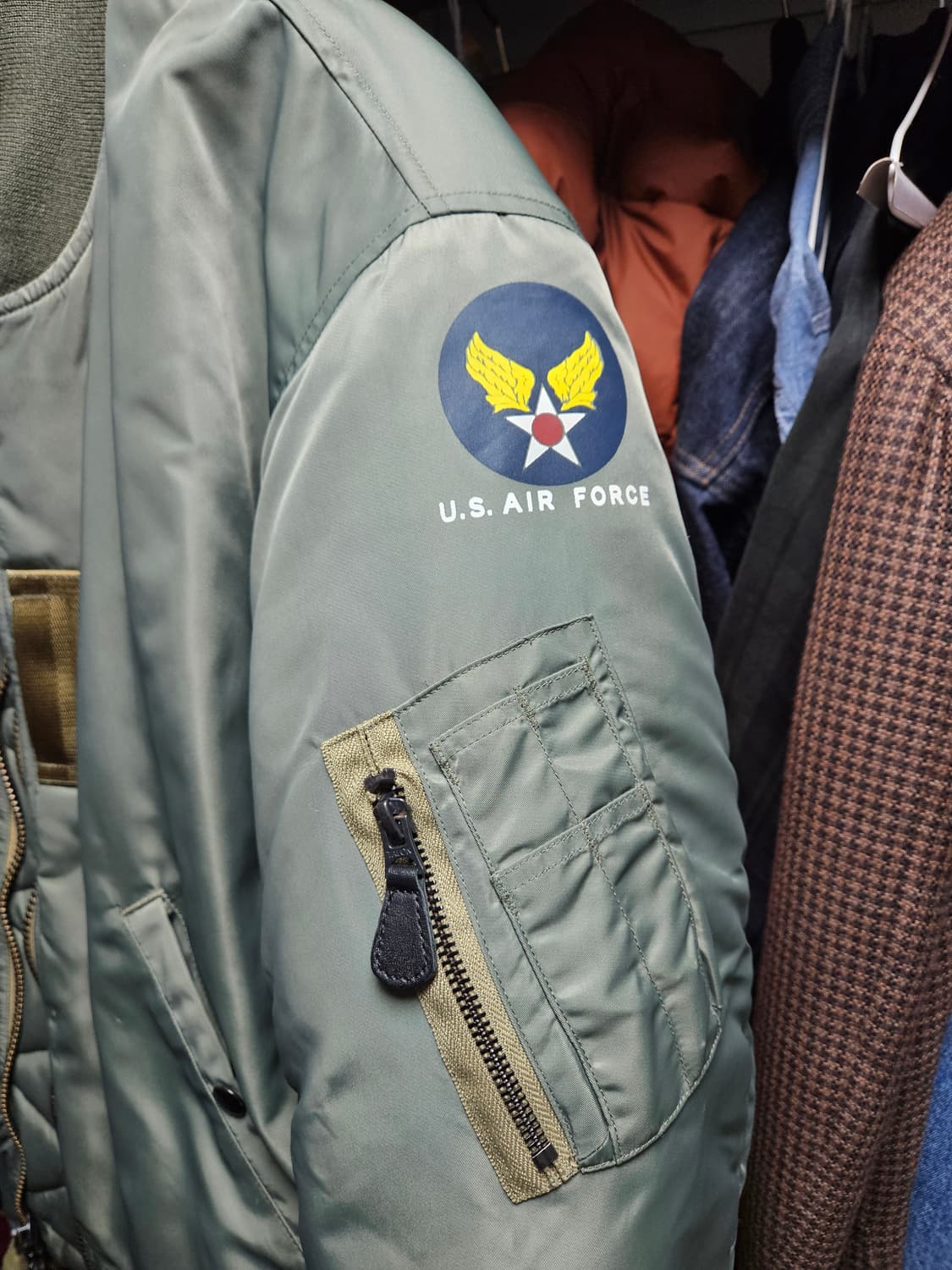 브론슨 국내판  ma-1 M사이즈 판매합니다. 상품이미지2