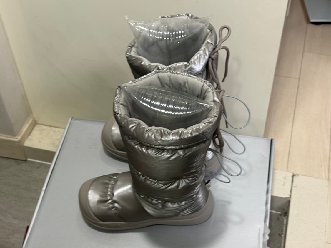 락피쉬 헤이든 롱 퍼프 패딩 부츠 실버 새상품 152000->70000 상품이미지2