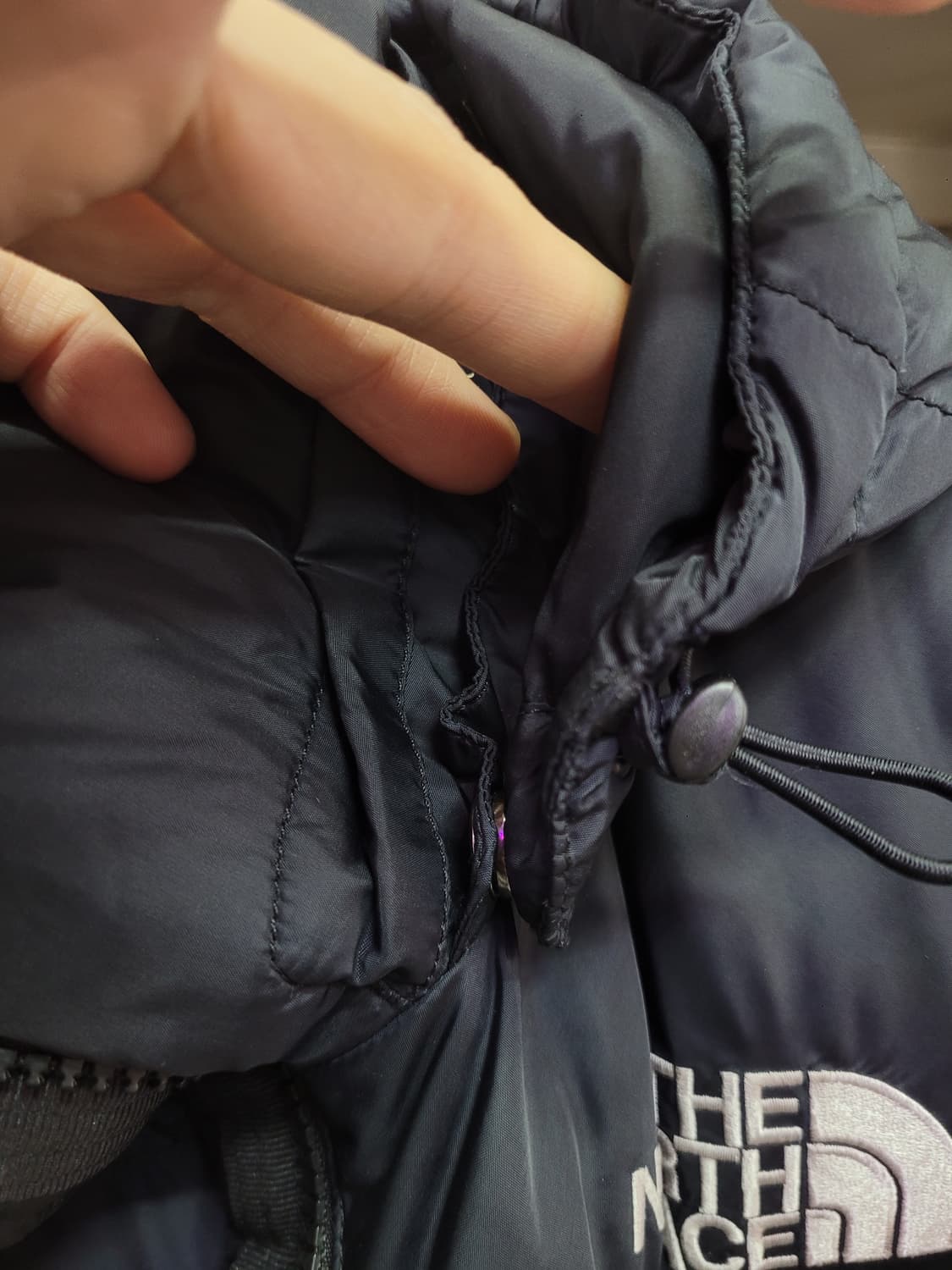 노스페이스 700 푸퍼 패딩 블랙 상품이미지4