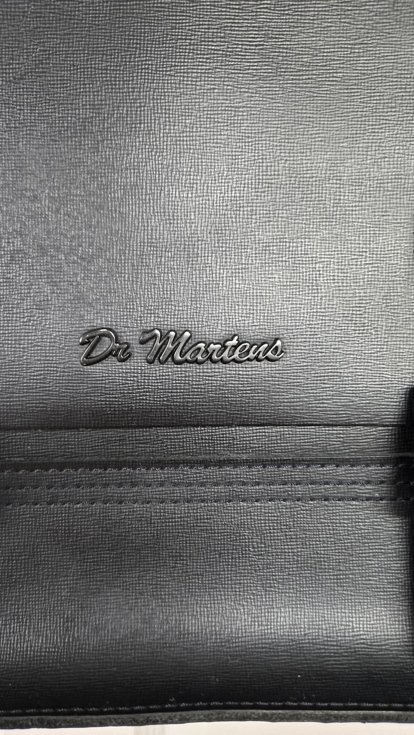 닥터마틴 15인치 사첼백  상품이미지2