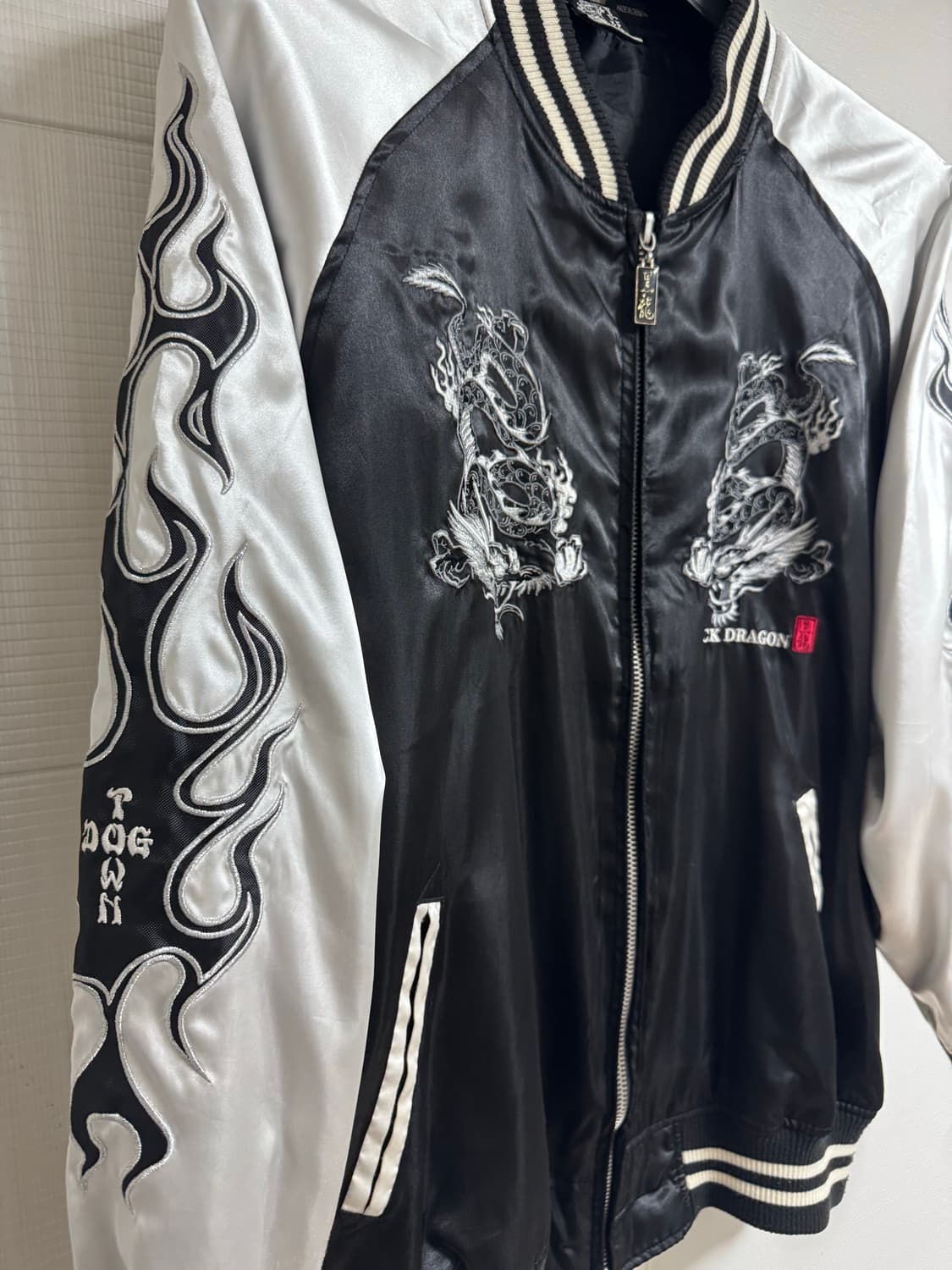 Dogtown 도그타운 블랙드래곤 스카쟌 XL 상품이미지3