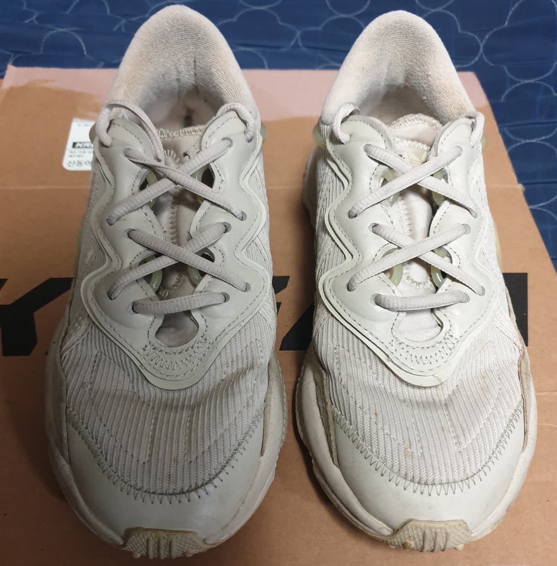 아디다스 오즈위고 스니커즈 베이지 (235) 상품이미지3