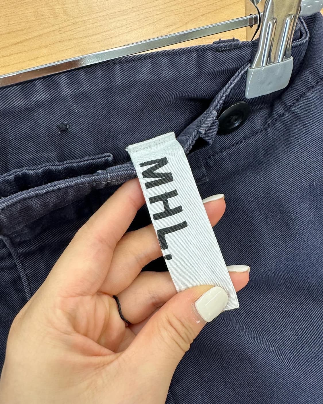 마가렛호웰 네이비 백버클 코튼 조거 팬츠  상품이미지7