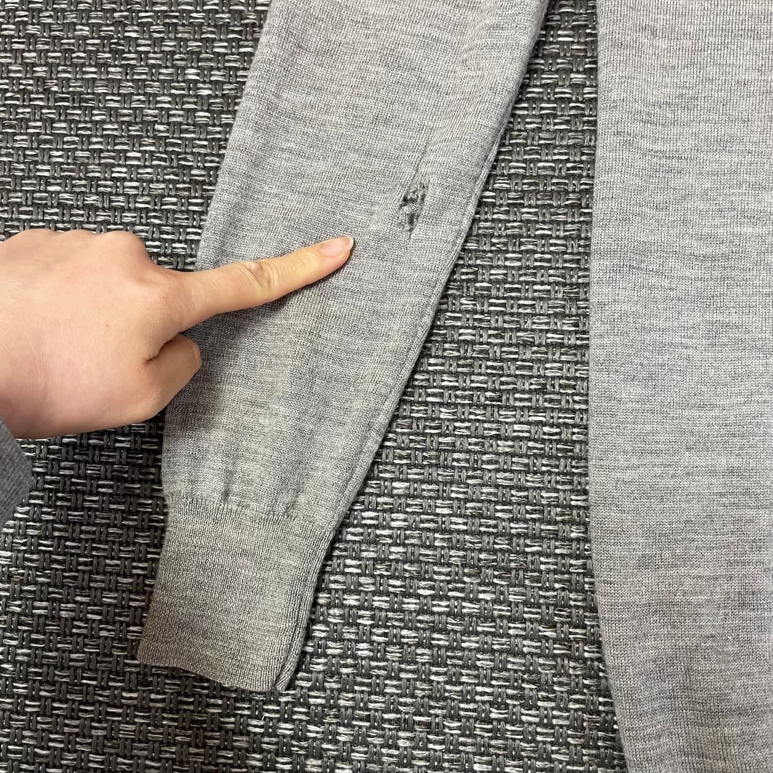 유니클로 그레이 울 니트 가디건 L 상품이미지5