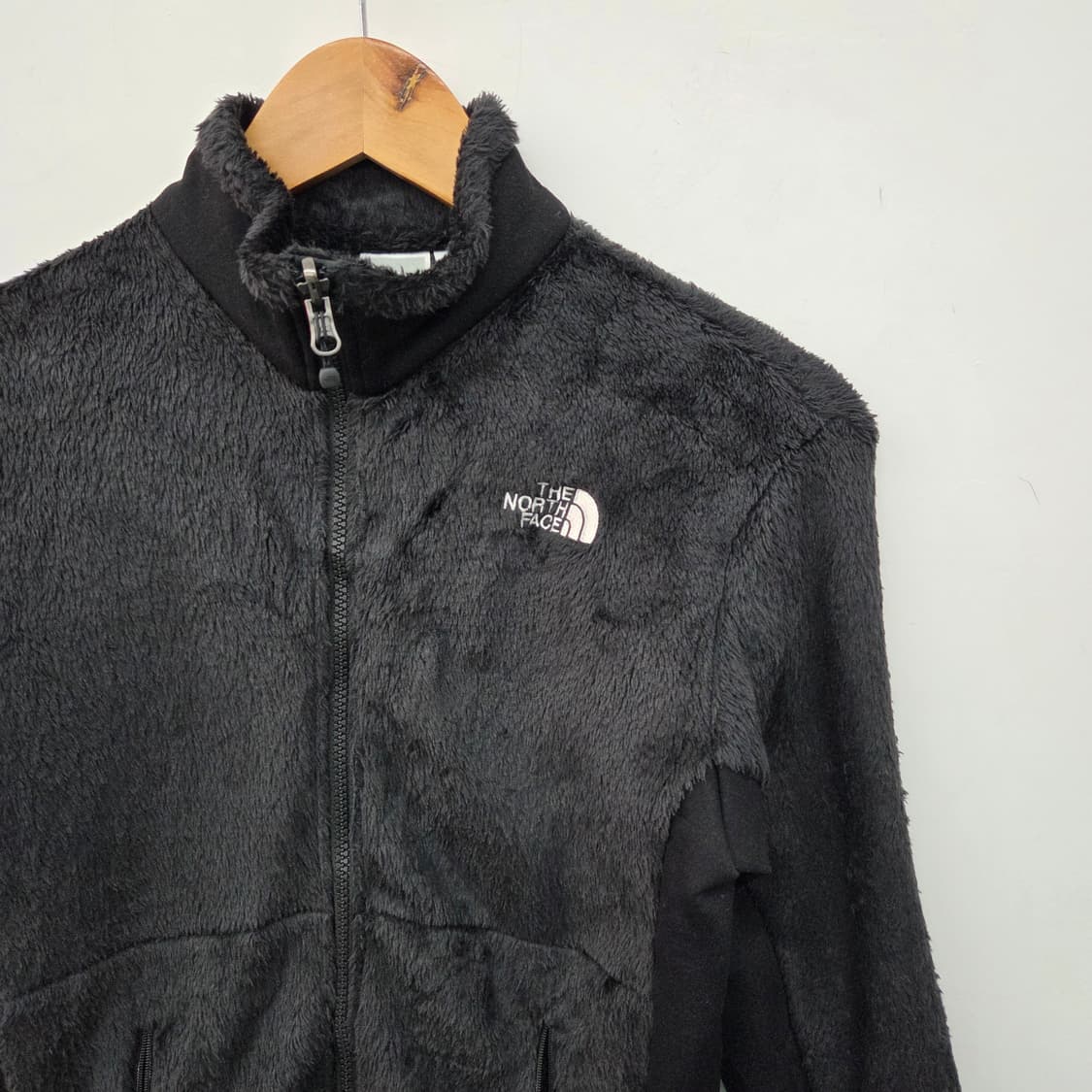 노스페이스 블랙 플리스 자켓 여m 상품이미지2