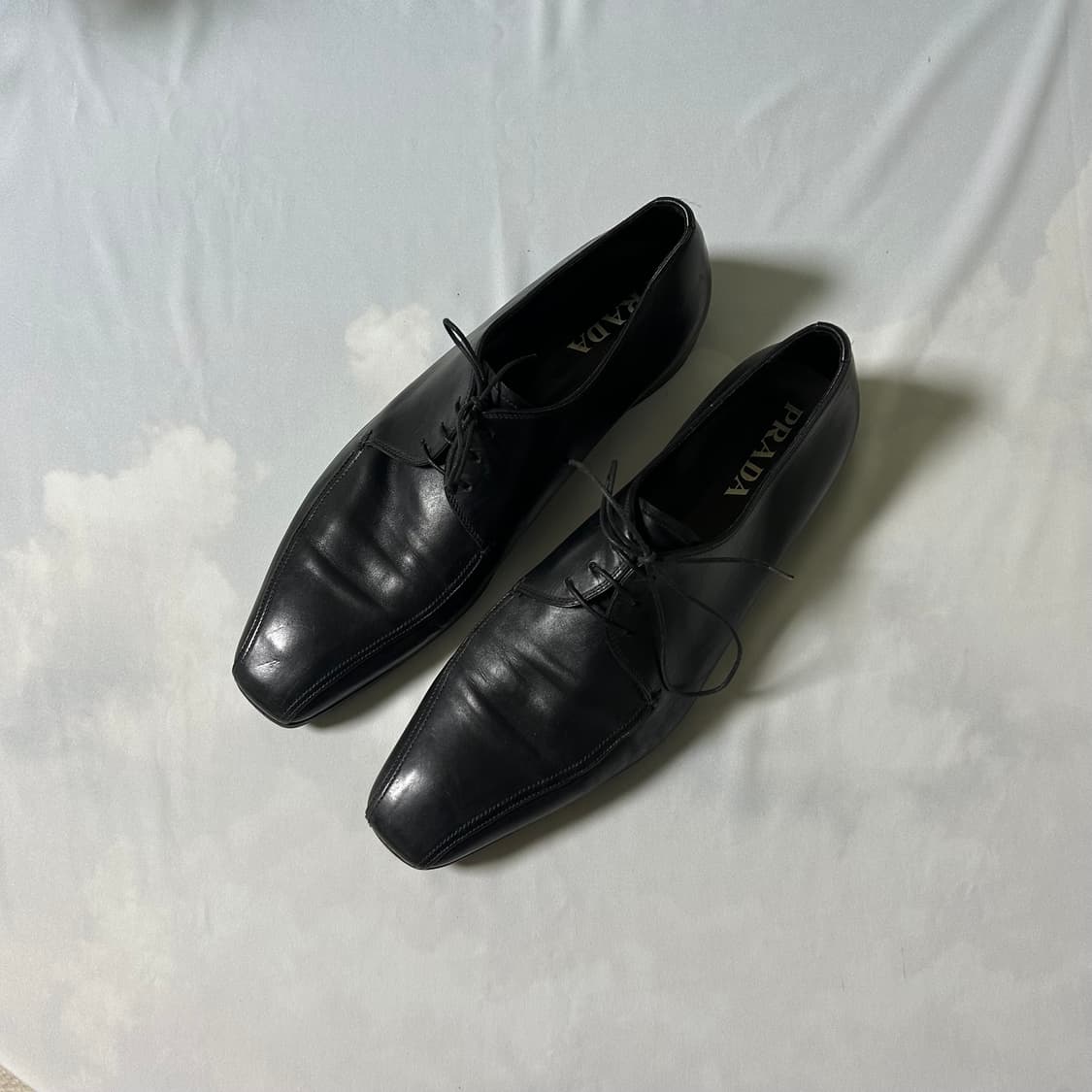Prada classic semi square toe derby 상품이미지1