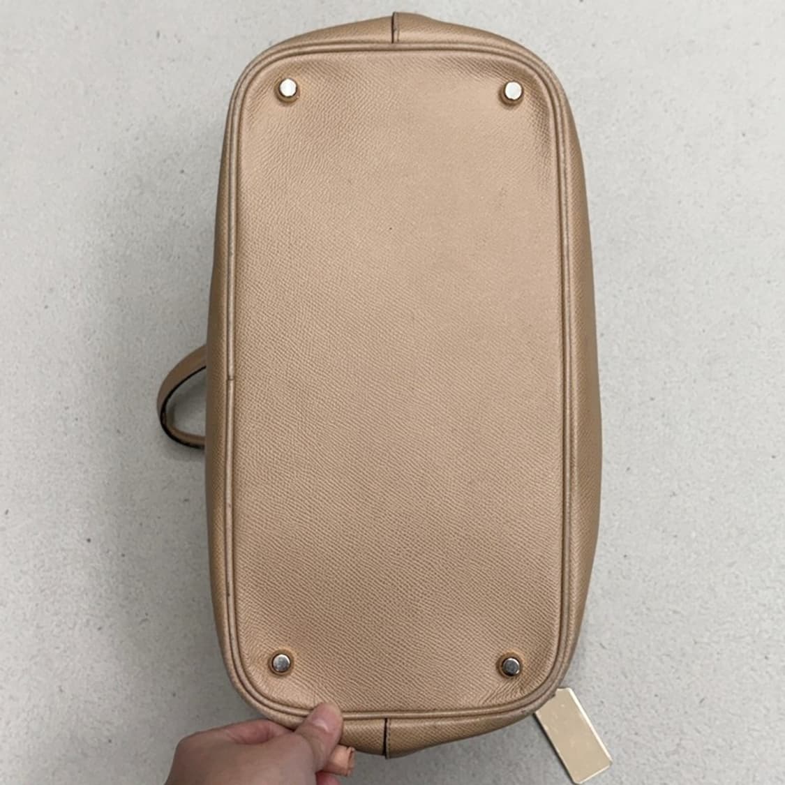 COACH 크로스 그레인 킷 캐리올 숄더백 상품이미지5