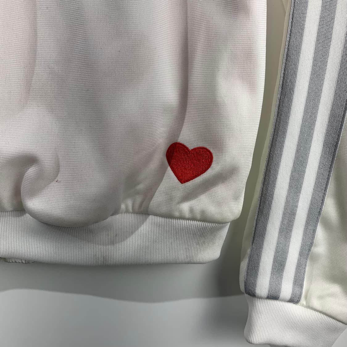 아디다스 발렌타인 화이트 실버 리본 트랙탑 져지  상품이미지5