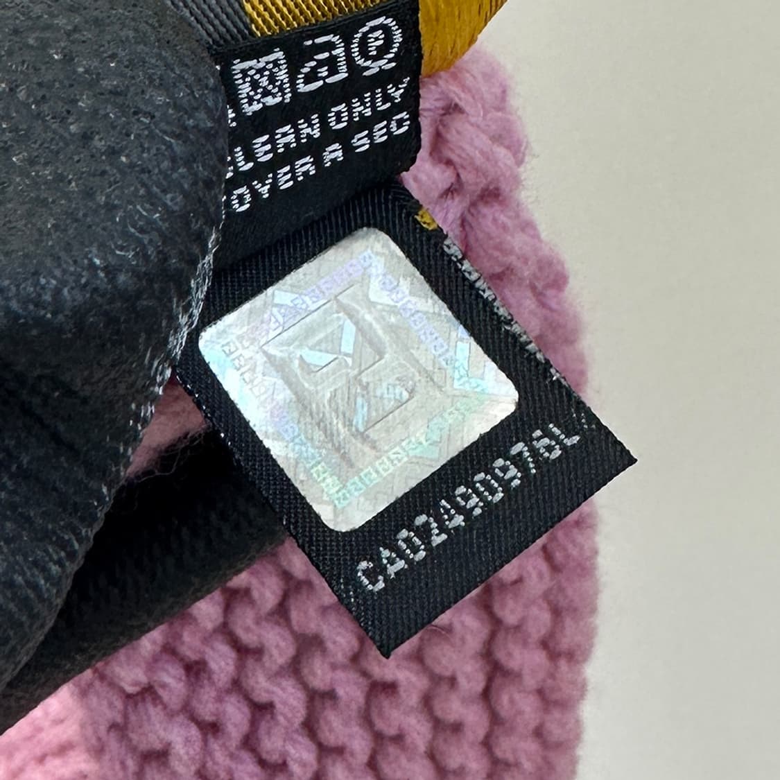 펜디 팬디 FF 주카 패턴 울 100% 니트 머플러 목도리 핑크 상품이미지7