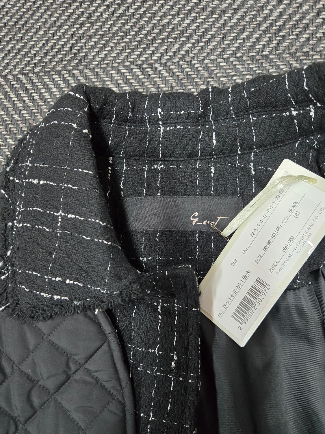 지컷 21ss 블랙 퀼팅 체크 배색 구스다운패딩 자켓 상품이미지6